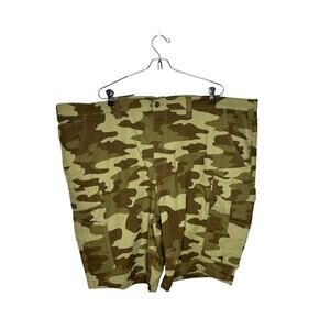 Lincoln Outfitters Cargo Shorts Camo Size sz 52W L‎ 11"